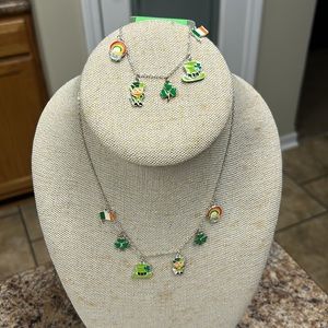 Claire’s Matching Necklace & Bracelet